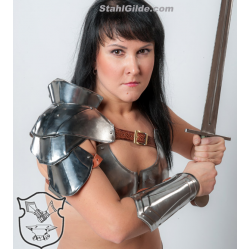 Gladiator  pauldron/shoulder “Princess of warrior”